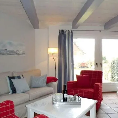 In Borgsum With Swimming Pool