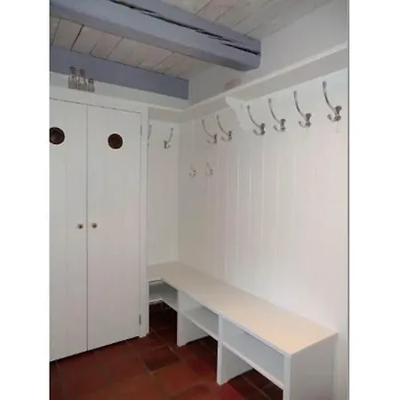 Casa vacanze In With Swimming Pool Borgsum